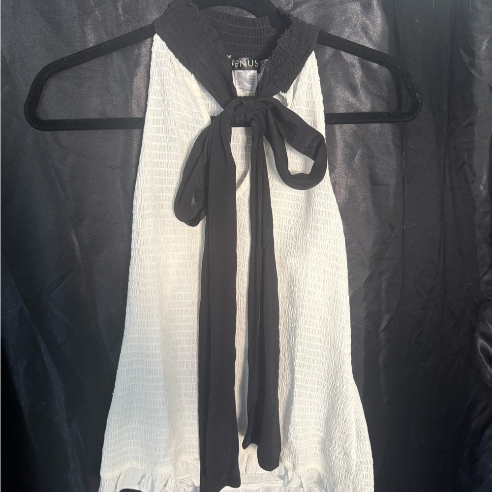 VENUS Monochrome Halter Blouse